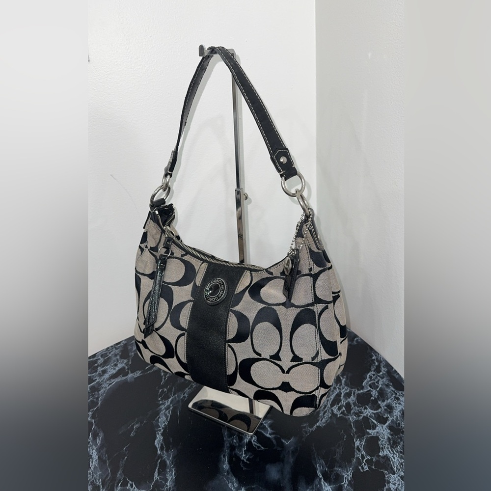 Signature Black and Gray Women's Bag - Picture 5 of 16